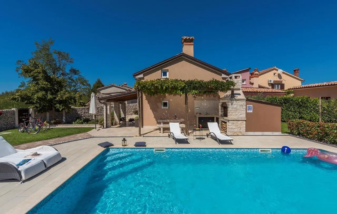 Villa Lana Near Labin Nedescina