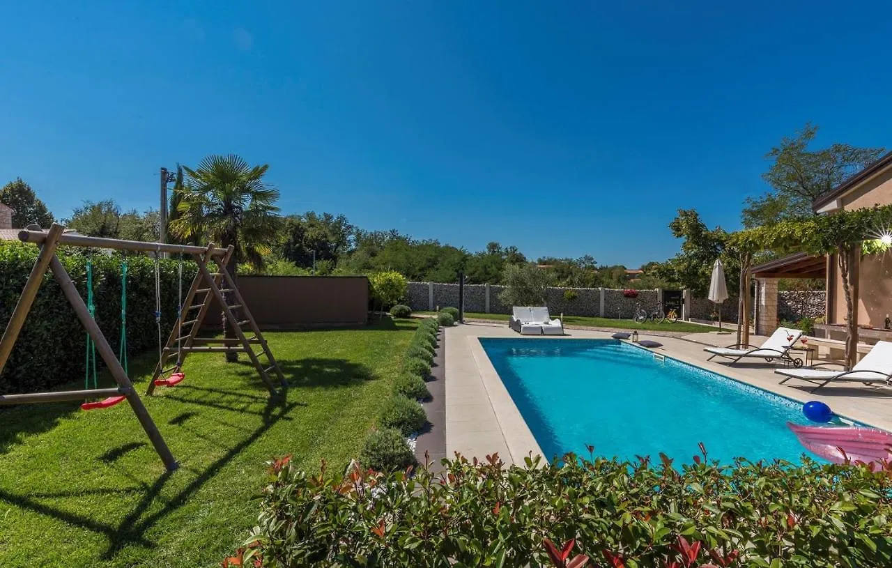 Villa Lana Near Labin Nedescina Croatia