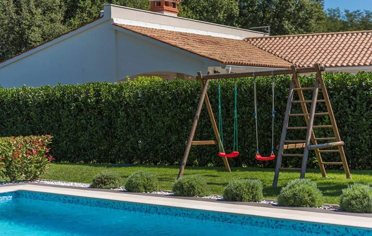 Villa Lana Near Labin Nedescina Croatia